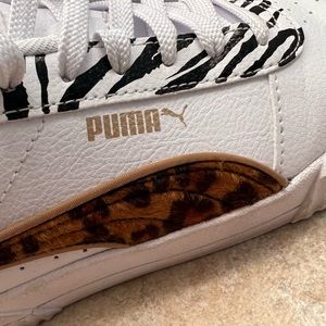 Puma sneakers- hardly worn